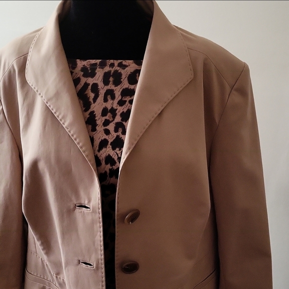 NWOT Lafayette 148 New York Single Breasted Blazer in Tan - Picture 2 of 15